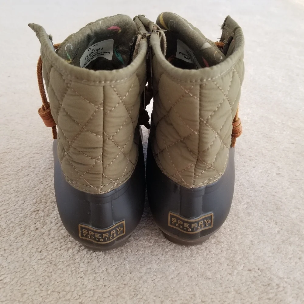 Sperry Top Sider Saltwater Waterproof Quilted Olive Green Duck Boots Size 6